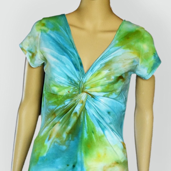 Tops - Blue Green Tie Dye Shirt - Twisted Front